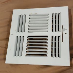 10" Duct vent. 8" opening. Baffles.